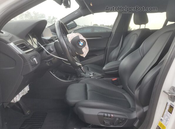 WBXYJ5C39JEF81365 2018 BMW X2 Белый Вид панели приборов