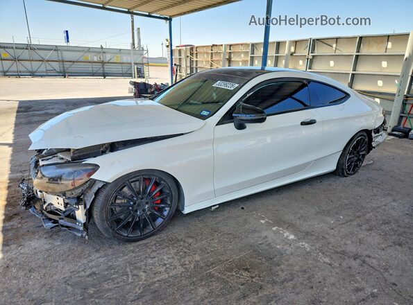 WDDWJ8DB0KF929435 2019 MERCEDES-BENZ C Белый Передняя левая четверть