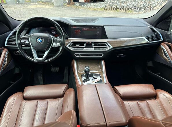 5UXCY6C07L9C27322 2020 BMW X6 Белый Вид салона спереди
