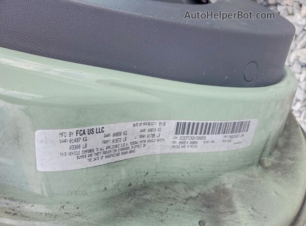 3C3CFFCR2HT508935 2017 FIAT 500 Green Vista del compartimento del motor
