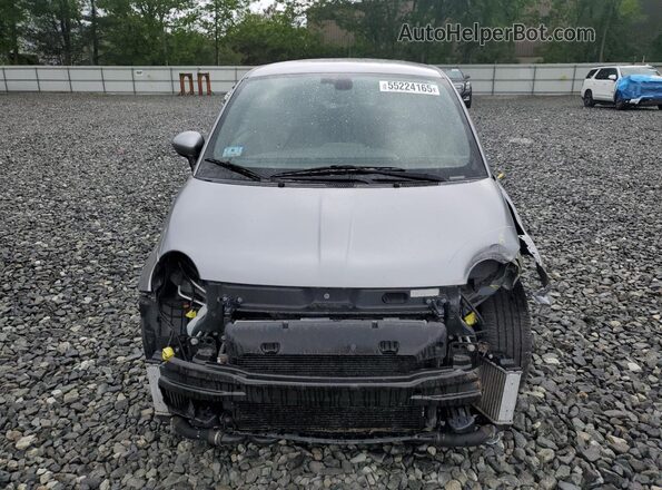 3C3CFFFH2JT469627 2018 FIAT 500 Серебряный Вид спереди