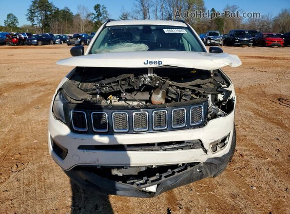 3C4NJCAB2JT286393 2018 JEEP COMPASS White Widok z przodu