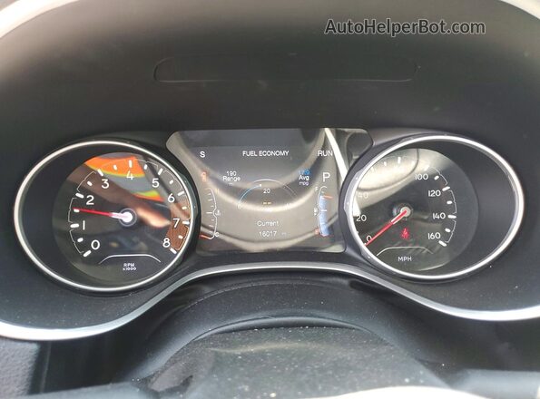 3C4NJCAB3LT218722 2020 JEEP COMPASS Белый Вид щитка приборов