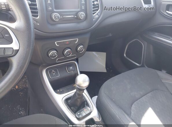 3C4NJCAB5HT669528 2017 JEEP NEW COMPASS Black Dashboard view