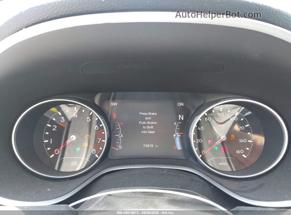 3C4NJCAB6JT211132 2018 JEEP COMPASS Черный Вид задних сидений