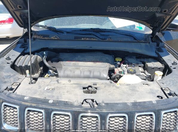 3C4NJCAB6JT211132 2018 JEEP COMPASS Черный Вид сзади