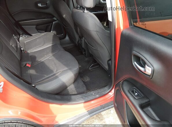 3C4NJCAB6JT286560 2018 JEEP COMPASS Orange Vista de la etiqueta del VIN