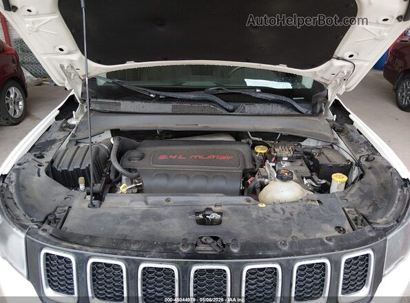 3C4NJCAB8HT661018 2017 JEEP NEW COMPASS Cream Հետևի տեսք