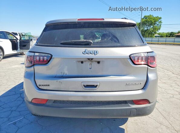 3C4NJCAB9JT204143 2018 JEEP COMPASS Серебряный Вид сзади