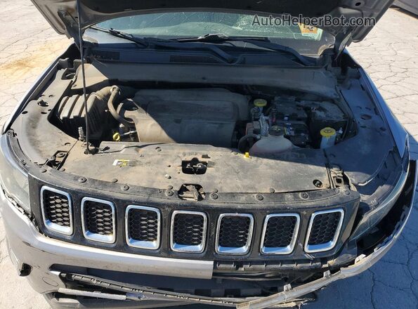 3C4NJCAB9JT204143 2018 JEEP COMPASS Серебряный Вид подкапотного пространства