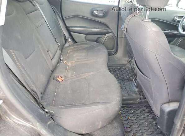 3C4NJCABXKT855783 2019 JEEP COMPASS Gray Widok tylnych siedzeń