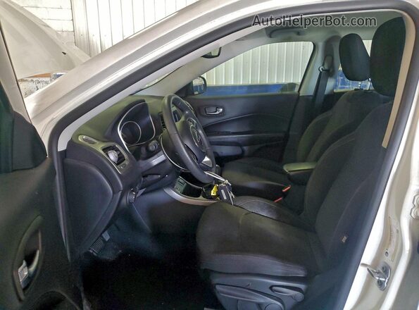 3C4NJCABXLT118200 2020 JEEP COMPASS White Widok wnętrza z przodu
