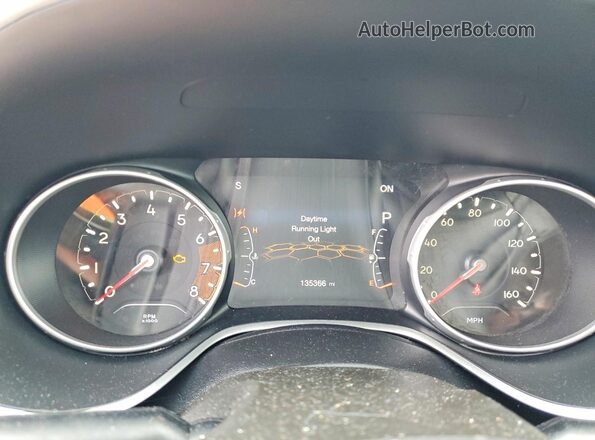 3C4NJCBB0KT715403 2019 JEEP COMPASS Черный Вид щитка приборов