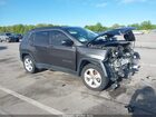 2018 Jeep Compass Latitude Fwd Gray vin: 3C4NJCBB1JT165952