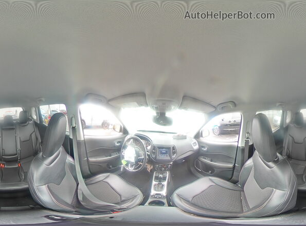 3C4NJCBB5MT508282 2021 JEEP COMPASS Silver Панорамний вид салону 360°
