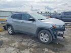2022 Jeep Compass Latitude Серебряный vin: 3C4NJCBB7NT113019