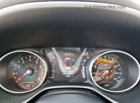 3C4NJCBB8JT488556 2018 JEEP COMPASS Черный Вид щитка приборов