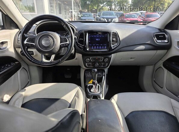 3C4NJCCB1MT511484 2021 JEEP COMPASS White Widok zestawu wskaźników