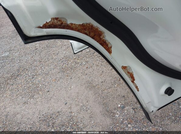 3C4NJDAB0JT392282 2018 JEEP COMPASS Белый Вид задней части салона
