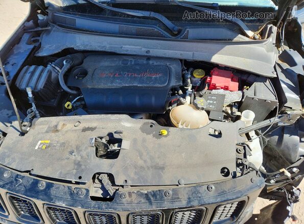 3C4NJDAB0LT174569 2020 JEEP COMPASS Black Widok wnętrza z tyłu