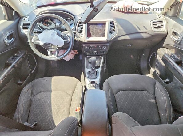 3C4NJDAB0LT174569 2020 JEEP COMPASS Black Widok deski rozdzielczej