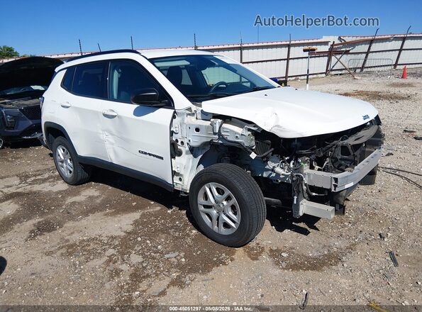 3C4NJDAB5JT246119 2018 JEEP COMPASS Белый Передняя правая четверть