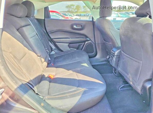 3C4NJDAB7HT642630 2017 JEEP COMPASS Серый Вид задней части салона
