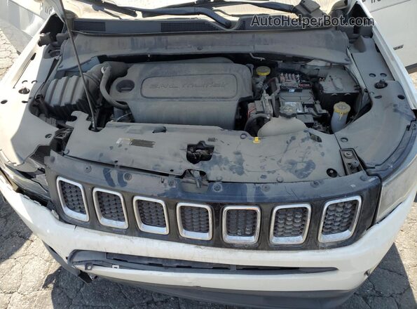 3C4NJDAB7JT191284 2018 JEEP COMPASS White Vista del compartimento del motor