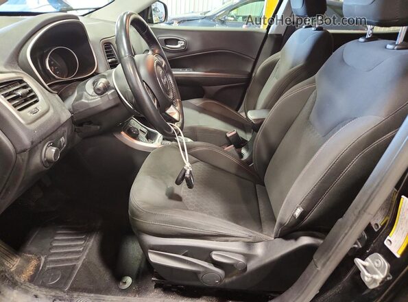 3C4NJDABXHT642394 2017 JEEP COMPASS Black Widok wnętrza z przodu