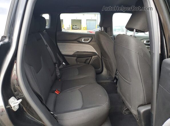 3C4NJDAN4RT164209 2024 JEEP COMPASS Black Widok tylnych siedzeń