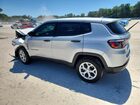 2024 Jeep Compass Sport Серебряный vin: 3C4NJDANXRT135099