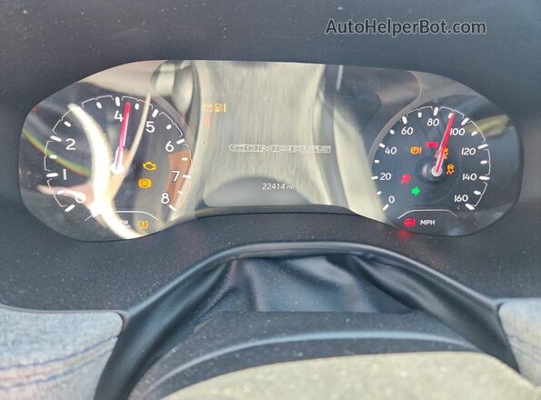3C4NJDANXRT135099 2024 JEEP COMPASS Серебряный Вид щитка приборов