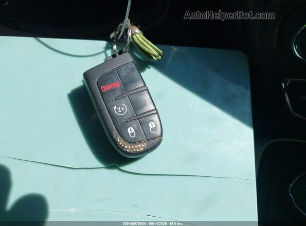 3C4NJDBB0JT144659 2018 JEEP COMPASS White Widok deski rozdzielczej