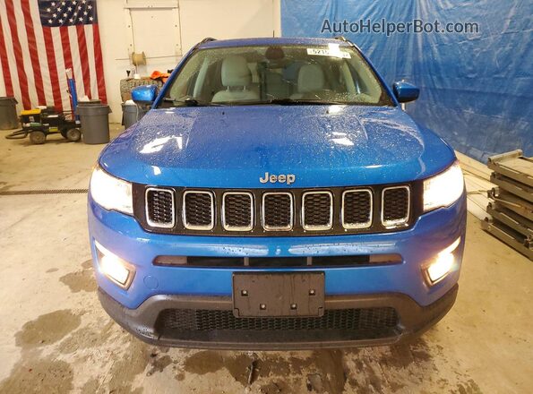 3C4NJDBB0JT398758 2018 JEEP COMPASS Синий Вид спереди