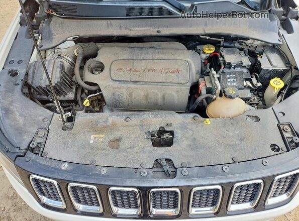 3C4NJDBB0JT423349 2018 JEEP COMPASS Белый Вид подкапотного пространства