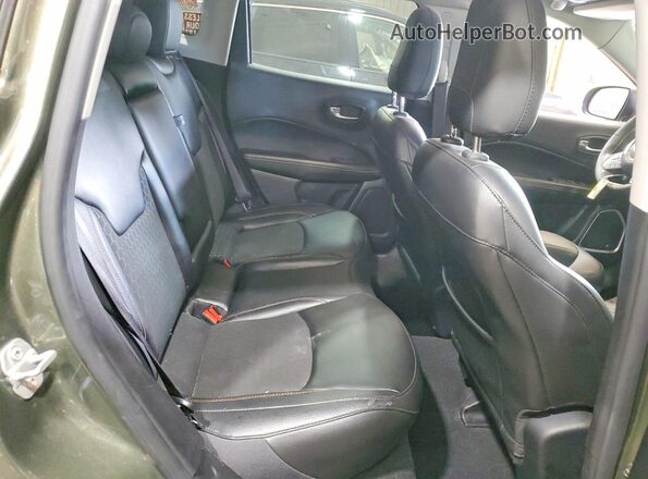 3C4NJDBB0MT551367 2021 JEEP COMPASS Зеленый Вид задней части салона