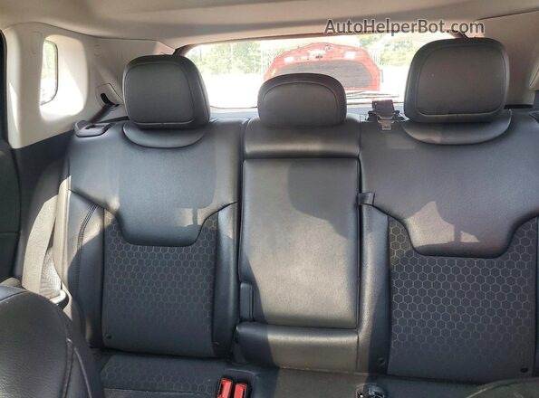 3C4NJDBB0MT576009 2021 JEEP COMPASS Black Вид задніх сидінь