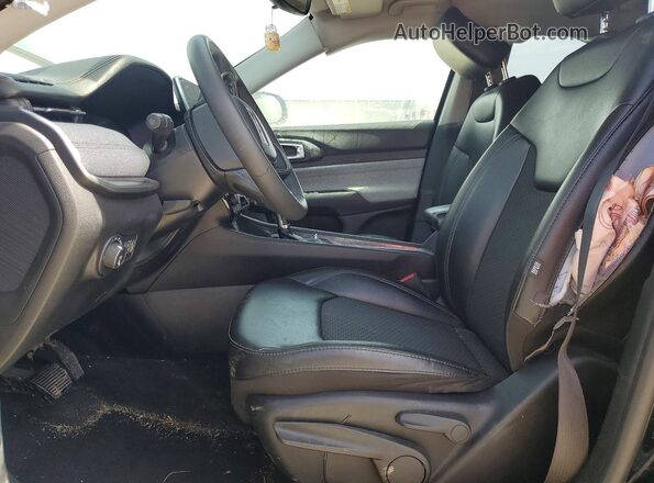 3C4NJDBB0NT200461 2022 JEEP COMPASS Черный Вид салона спереди