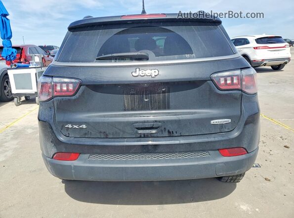 3C4NJDBB0NT200461 2022 JEEP COMPASS Черный Вид сзади