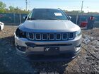 2018 Jeep Compass Latitude 4x4 Silver vin: 3C4NJDBB1JT176696