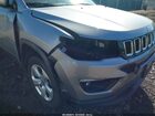 2018 Jeep Compass Latitude 4x4 Silver vin: 3C4NJDBB1JT176696