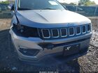 2018 Jeep Compass Latitude 4x4 Silver vin: 3C4NJDBB1JT176696