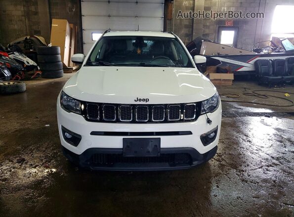 3C4NJDBB1JT251364 2018 JEEP COMPASS Белый Вид спереди