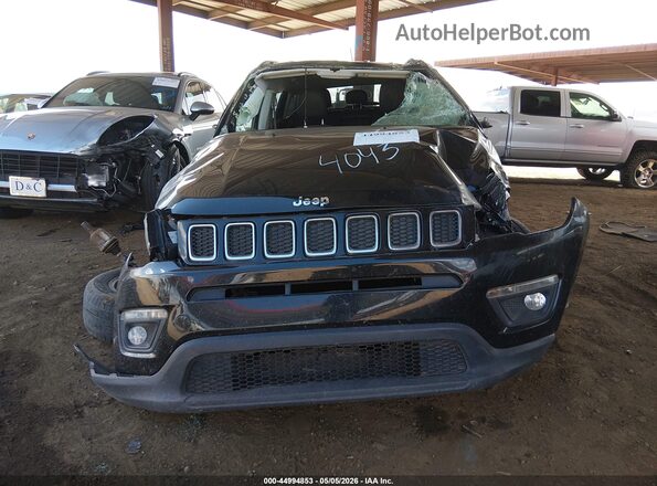 3C4NJDBB1LT224300 2020 JEEP COMPASS Черный Вид панели приборов