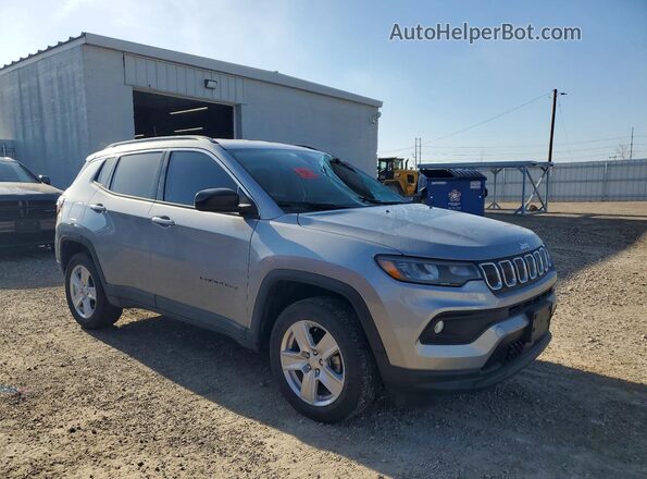 3C4NJDBB1NT224218 2022 JEEP COMPASS Silver Передня права чверть