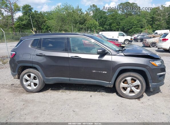3C4NJDBB2JT103238 2018 JEEP COMPASS Черный Вид задней части салона