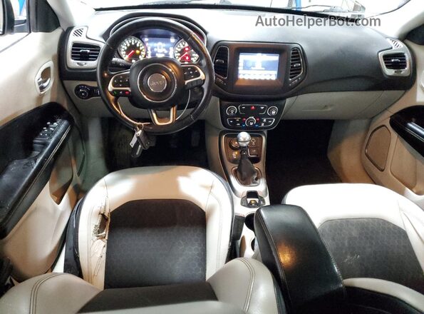 3C4NJDBB2JT113493 2018 JEEP COMPASS White Vista del salpicadero
