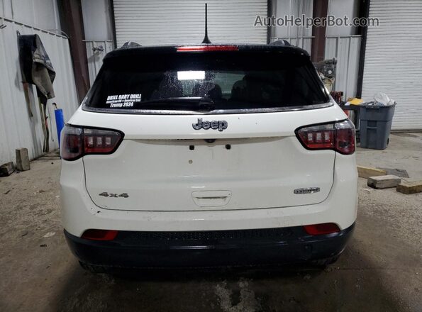 3C4NJDBB2JT113493 2018 JEEP COMPASS White Vista trasera