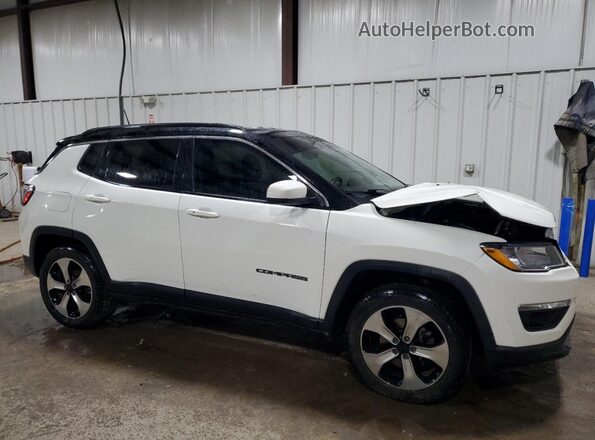 3C4NJDBB2JT113493 2018 JEEP COMPASS White Delantero derecho
