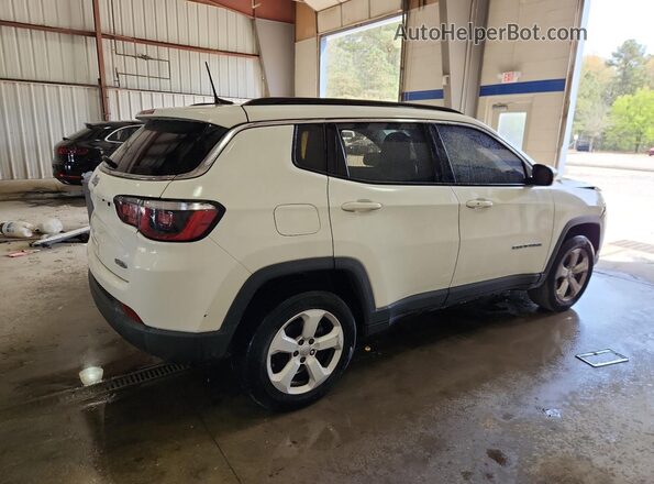 3C4NJDBB2JT185133 2018 JEEP COMPASS Белый 